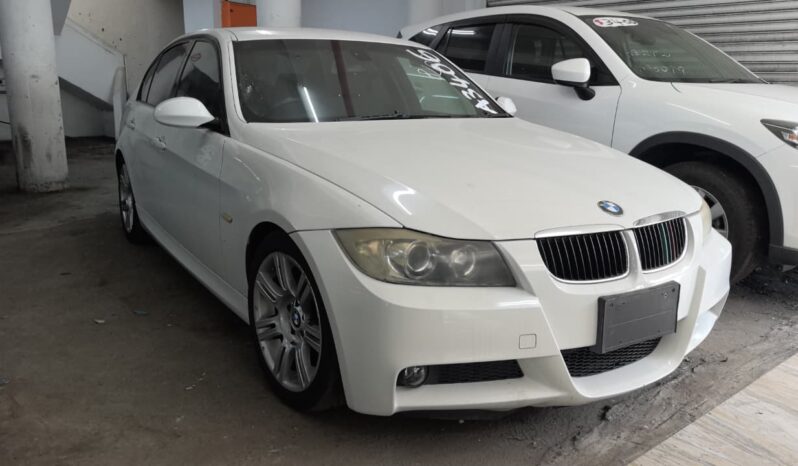 
								BMW 320i full									