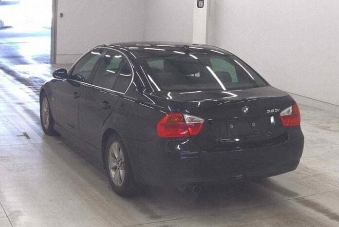 
								BMW 320i full									