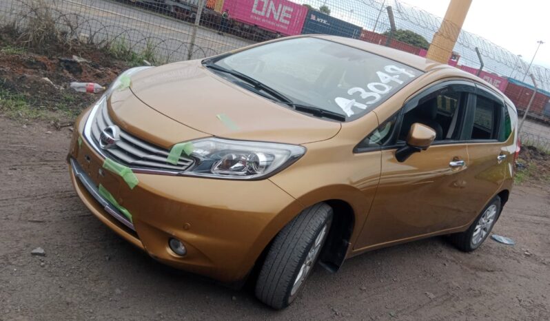 
								Nissan Note full									