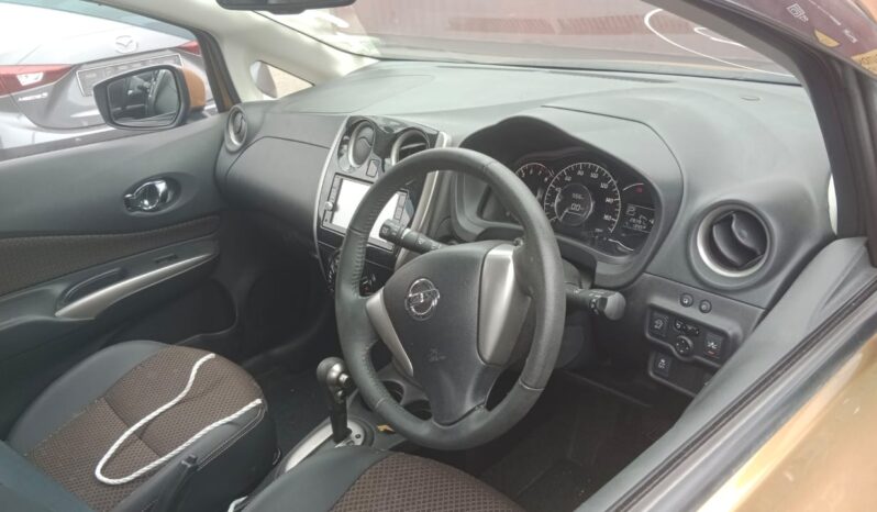 
								Nissan Note full									