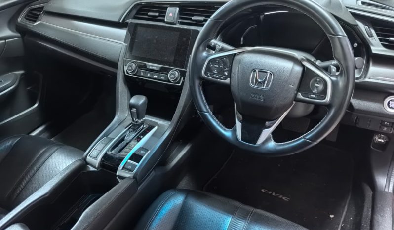 
								Honda Civic full									