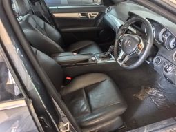 
										Mercedes Benz C200 full									