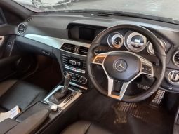 
										Mercedes Benz C200 full									