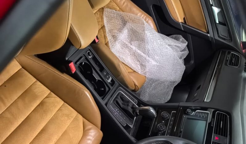 
								Vw Golf 7 tsi full									