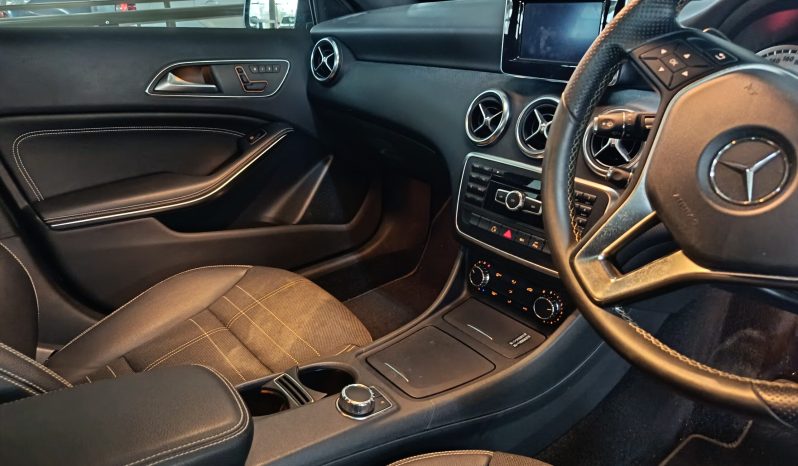 
								MERCEDES A200 full									