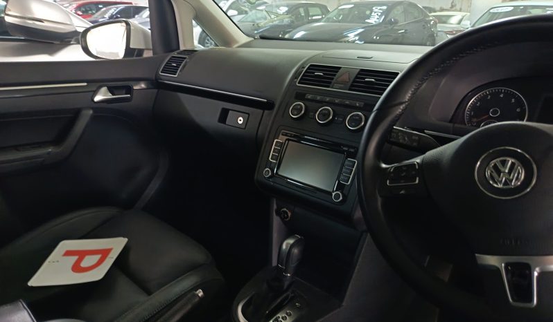 
								VW TOURAN full									