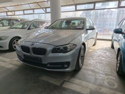 BMW 520I