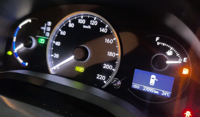 
								Lexus CT200H full									