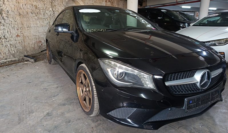 
								MERCEDES CLA180 full									