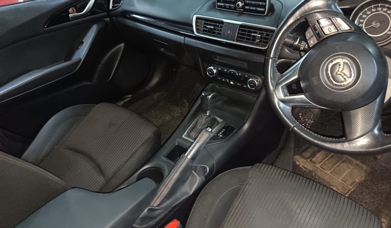 
								MAZDA 3 full									