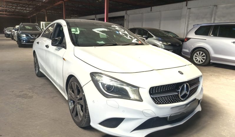 
								MERCEDES CLA180 full									