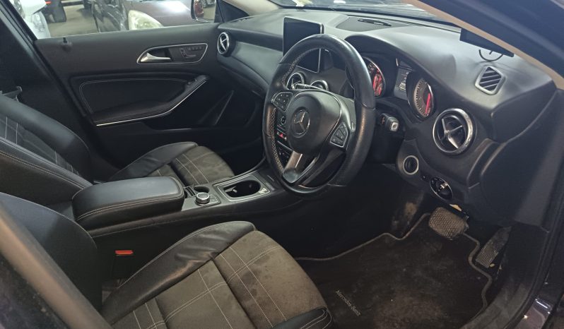 
								MERCEDES GLA180 full									